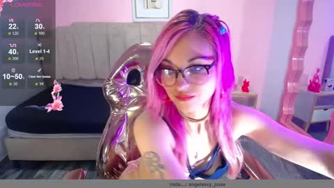 Snapshot of abril_ch_ chatting on 10-21-25, 10:38 abril_ch_ online show from 10-21-25, 10:38