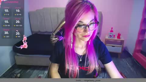 Snapshot of abril_ch_ chatting on 10-22-25, 10:48 abril_ch_ online show from 10-22-25, 10:48