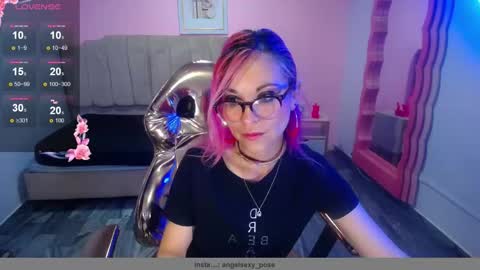 Snapshot of abril_ch_ chatting on 10-30-25, 10:38 abril_ch_ online show from 10-30-25, 10:38