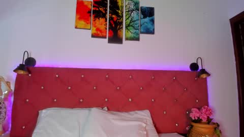 Snapshot of abril_gomez_11 chatting on 10-04-25, 03:48 abril_gomez_11 online show from 10-04-25, 03:48