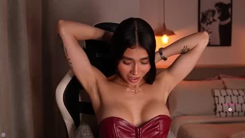 My name is Alexa. Please say hello I like to chat with you. If you have requests please use tip online show from 12-19-25, 10:28