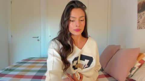 Helena online show from 10-02-25, 08:43