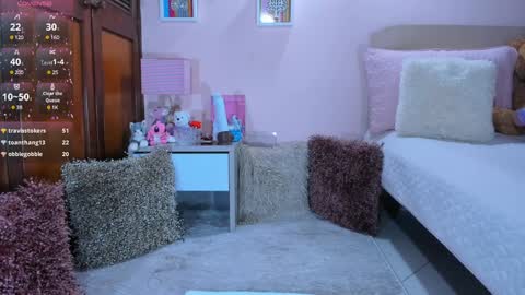 Abril online show from 12-10-24, 01:22