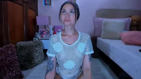 Abril online show from 09-27-25, 03:22