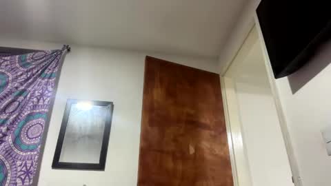 abrilsantosxo online show from 05-11-26, 12:49