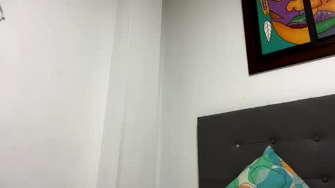 abrilsantosxo online show from 05-21-26, 11:45