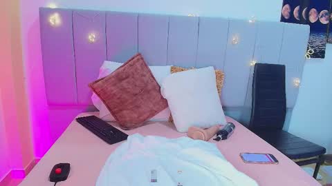 Abril online show from 03-24-26, 12:26