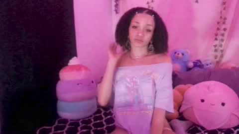 Peach online show from 10-05-25, 03:16