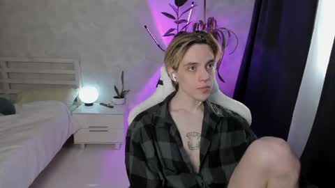 Nick online show from 05-19-26, 02:01