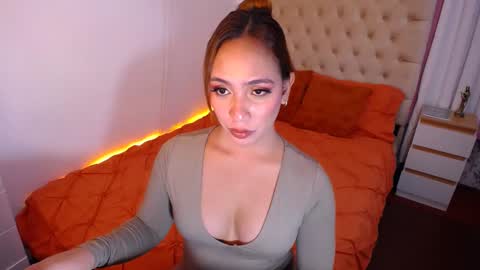 Snapshot of absolutely_gurjuice69 chatting on 01-23-25, 05:52 Hope online show from 01-23-25, 05:52