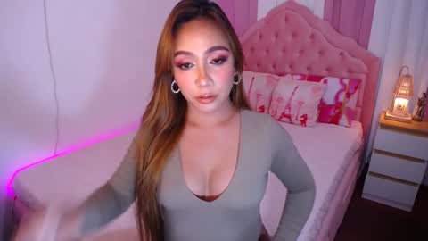 Snapshot of absolutely_gurjuice69 chatting on 02-09-25, 05:54 Hope online show from 02-09-25, 05:54