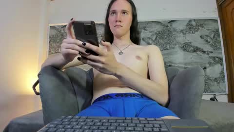 abyss_king online show from 10-09-25, 07:34