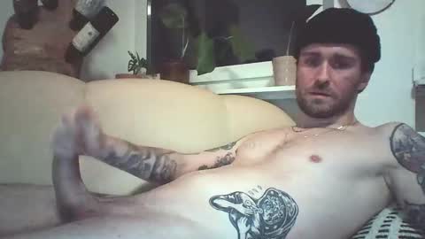 achix2704 online show from 12-01-25, 06:57