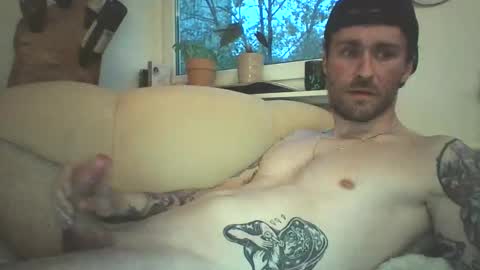 achix2704 online show from 05-05-26, 06:49