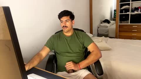 Snapshot of achura03 chatting on 09-12-25, 04:18 achura03 online show from 09-12-25, 04:18