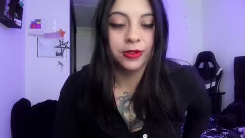 Alice online show from 06-11-26, 04:38