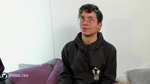 Snapshot of acid_time chatting on 10-10-25, 03:05 Jhonny online show from 10-10-25, 03:05