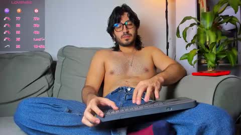 R. online show from 11-25-25, 07:03