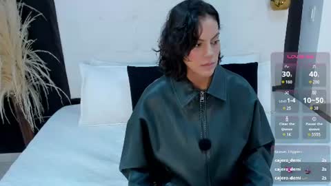    online show from 06-09-26, 01:56