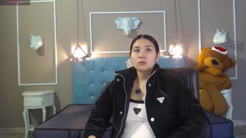 Adaira online show from 12-04-25, 04:55