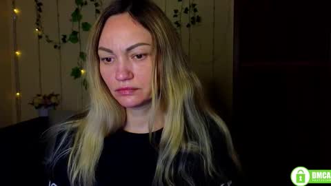 Adalina online show from 12-21-25, 12:23