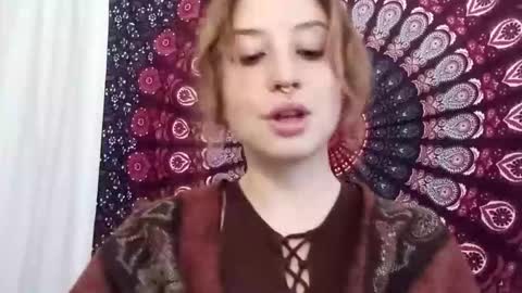 Snapshot of adalyndirty chatting on 10-06-25, 06:22 Adalyn online show from 10-06-25, 06:22