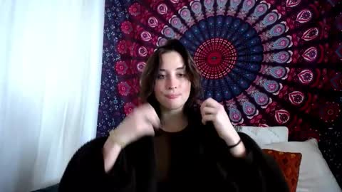 Snapshot of adalyndirty chatting on 10-27-25, 07:23 Adalyn online show from 10-27-25, 07:23