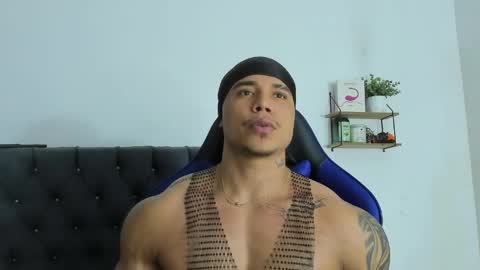 adam boss online show from 05-06-26, 09:53