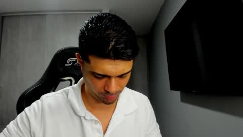 adam clarke online show from 02-10-26, 03:21