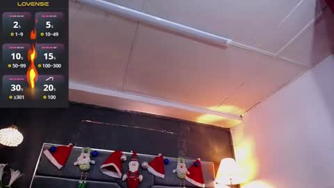 adam_fit19cm online show from 12-19-25, 01:51