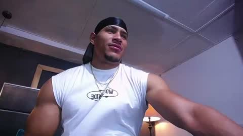 Snapshot of adam_fit19cm chatting on 06-22-26, 01:52 adam_fit19cm online show from 06-22-26, 01:52