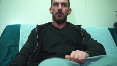 Snapshot of adam_fucks chatting on 01-12-26, 06:18 adam_fucks online show from 01-12-26, 06:18