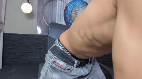 Snapshot of adam_piarse chatting on 01-11-25, 05:52 adam_piarse online show from 01-11-25, 05:52