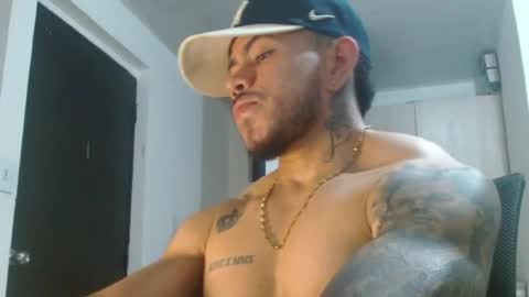 Snapshot of adam_shilder7 chatting on 07-05-26, 04:19 adam shilder7 online show from 07-05-26, 04:19