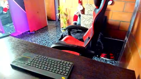 Adam Valencia online show from 12-01-24, 07:58