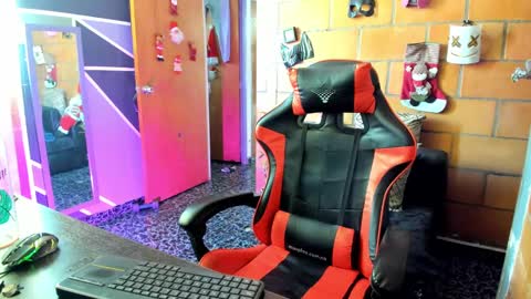 Adam Valencia online show from 12-31-24, 02:14