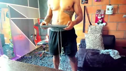 Adam Valencia online show from 02-02-25, 09:23