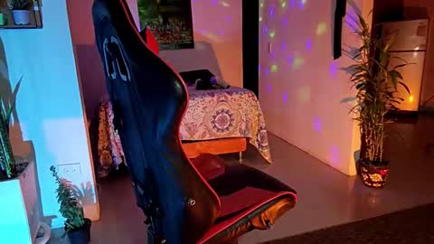 Adam Valencia online show from 01-10-26, 06:37