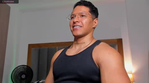 adambrocs1 online show from 02-26-25, 06:04