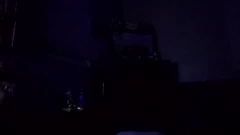 adamllamas online show from 10-18-25, 08:59