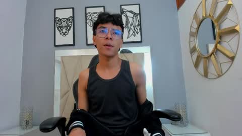 Adams Bobby online show from 05-04-26, 11:17