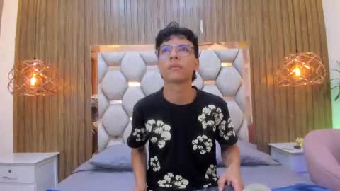 Adams Bobby online show from 06-26-26, 11:14