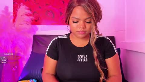 Cloe Adams  online show from 09-18-25, 10:50