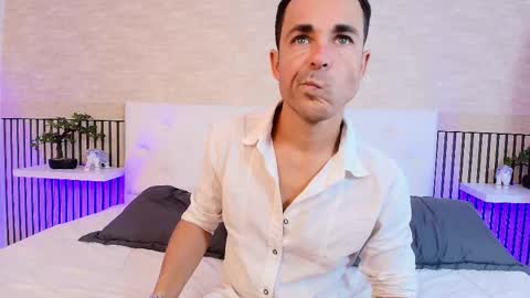 Snapshot of adams_sanz chatting on 03-26-26, 07:30 Im Adams Sanz online show from 03-26-26, 07:30