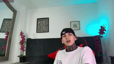 AdamsWalkerr  online show from 02-24-26, 12:03