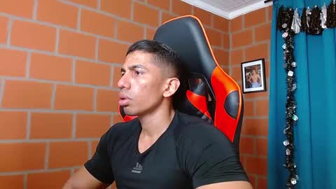 Adan Sin online show from 12-13-24, 08:37