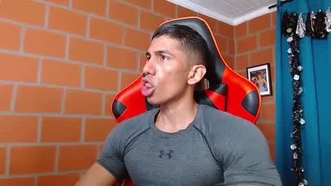 Adan Sin online show from 12-14-24, 03:58