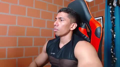 Adan Sin online show from 12-18-24, 07:41