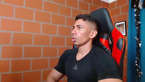 Adan Sin online show from 12-20-24, 07:07