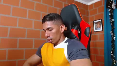 Adan Sin online show from 12-24-24, 08:05